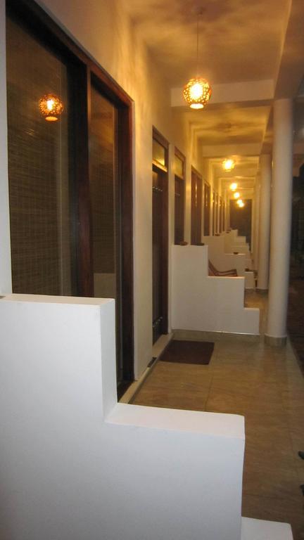 Holaa Mirissa Hotel Exterior foto