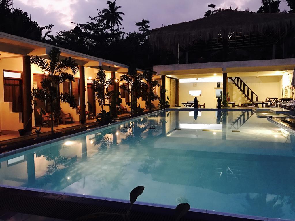 Holaa Mirissa Hotel Exterior foto